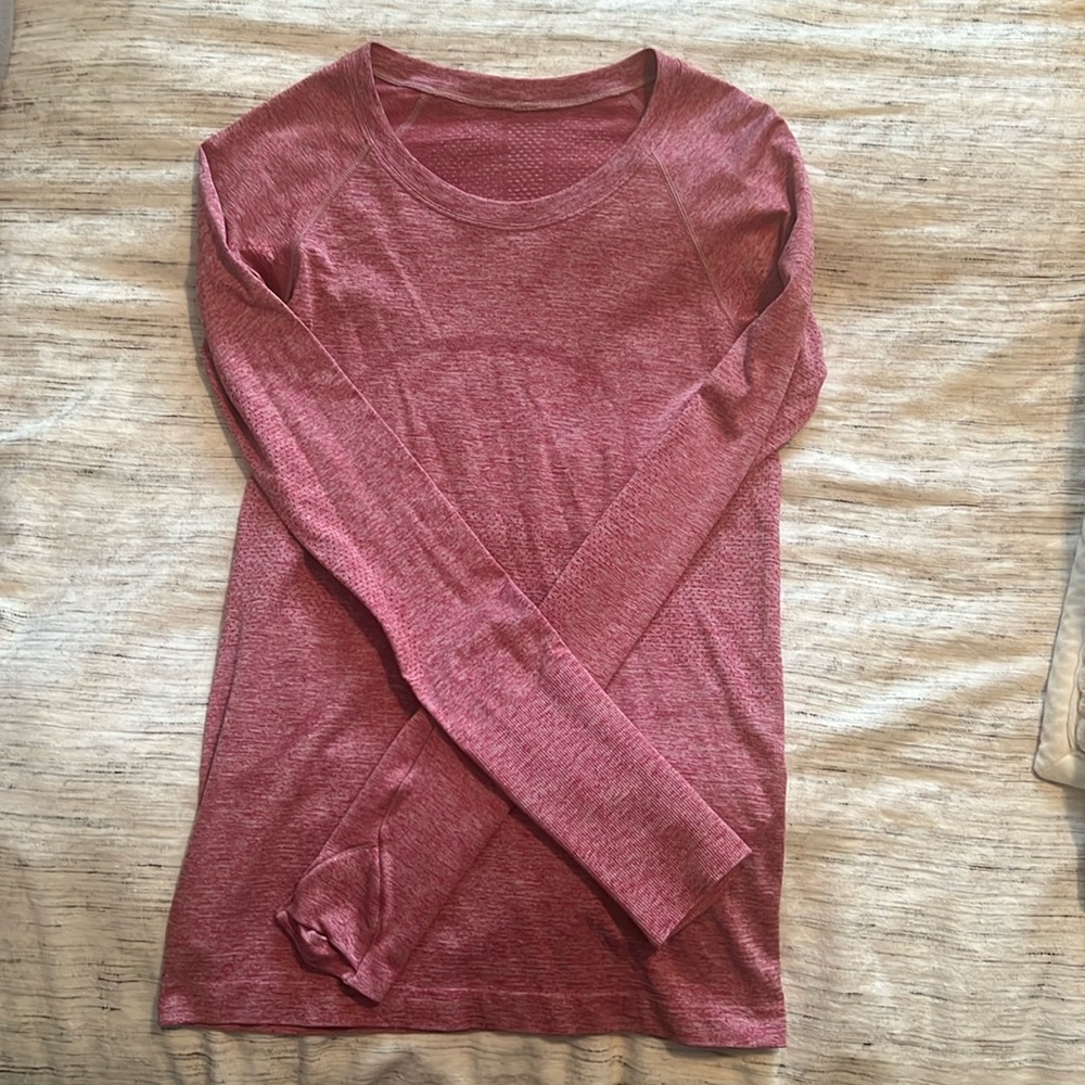 Lululemon Swiftly Tech Long Sleeve
